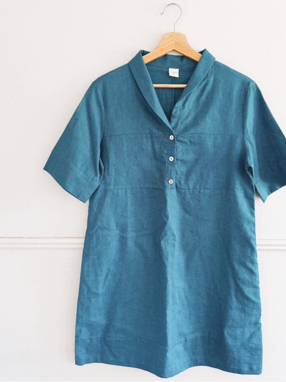 LINTICO > Shawl V-Neck Minidress